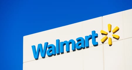 Which credit cards earn cash back at Walmart?
