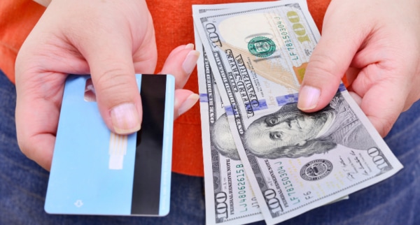 Survey: Who is cashing in on their credit card rewards?