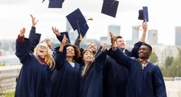 7 financial moves to make when you graduate college