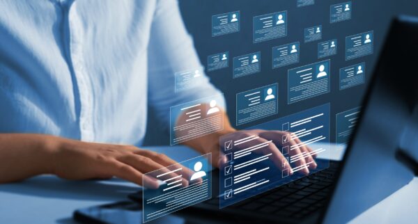 Good credit key to satisfaction with credit cards, survey shows