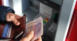 Do credit cards offer good currency exchange rates?